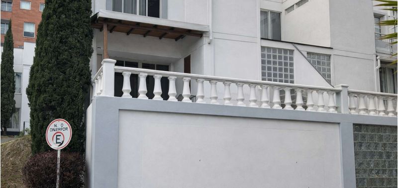Casa en Venta en Medellín, Belén Loma de los Bernal-0