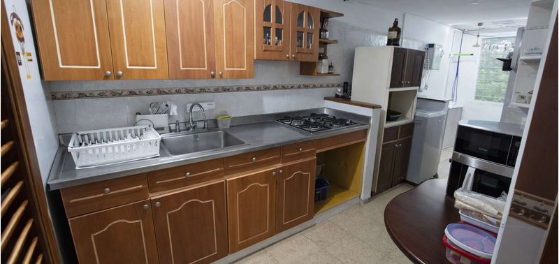 Casa en Venta en Medellín, Belén Loma de los Bernal-1