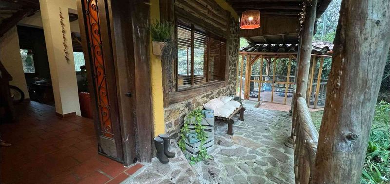Casa en Venta en Medellín, Santa Elena-11