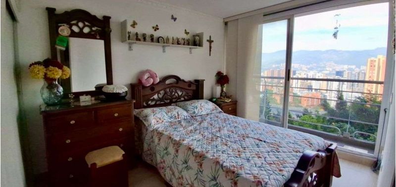 Apartamento en Venta en Medellín, Buenos Aires-1