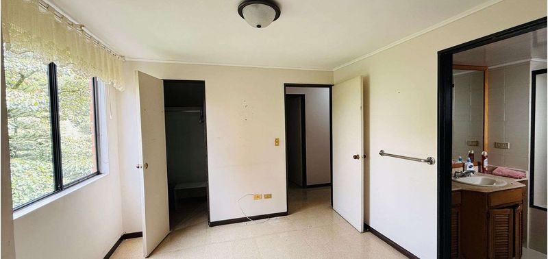 Apartamento en Venta en Medellín, El Poblado-10