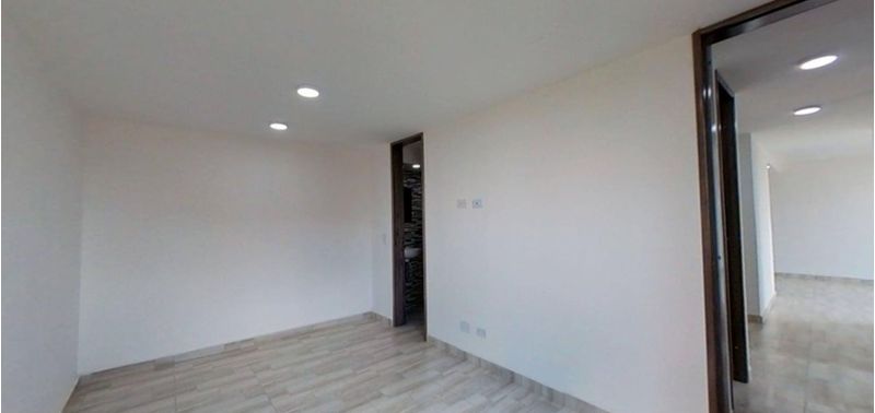 Apartamento en Venta en Bogotá, D.C., Altos de Madrid-4