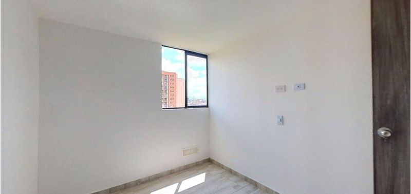 Apartamento en Venta en Bogotá, D.C., Altos de Madrid-5