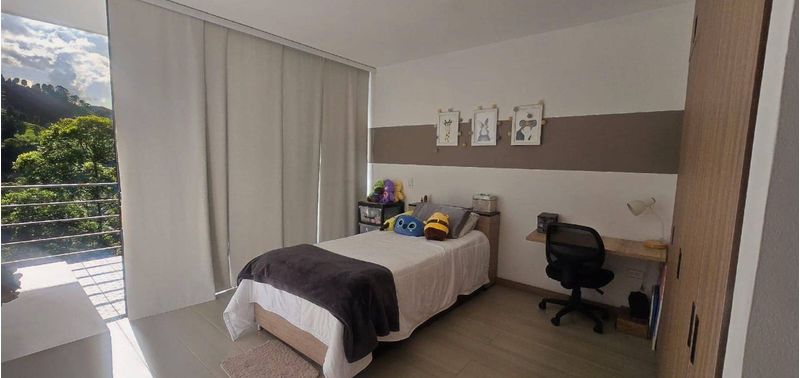Casa en Venta en Medellín, Las Margaritas-4