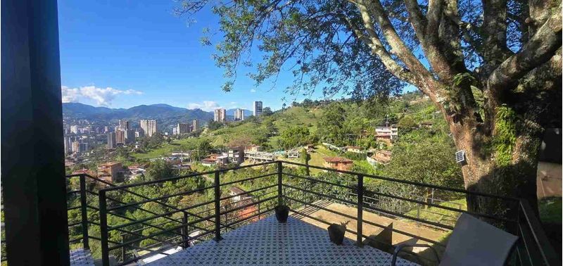 Casa en Venta en Medellín, Las Margaritas-33