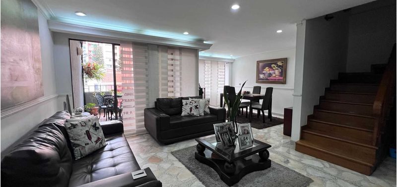 Apartamento en Venta en Medellín, Laureles-2