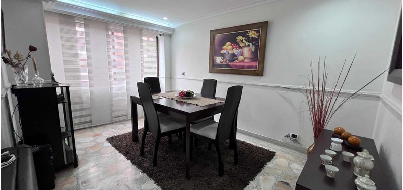 Apartamento en Venta en Medellín, Laureles-4
