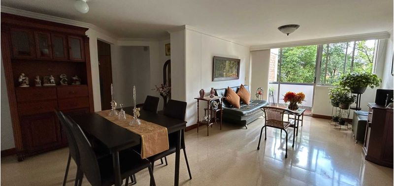 Apartamento en Venta en Medellín, Belén La Palma