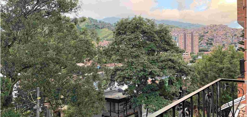 Apartamento en Venta en Medellín, San Javier-0