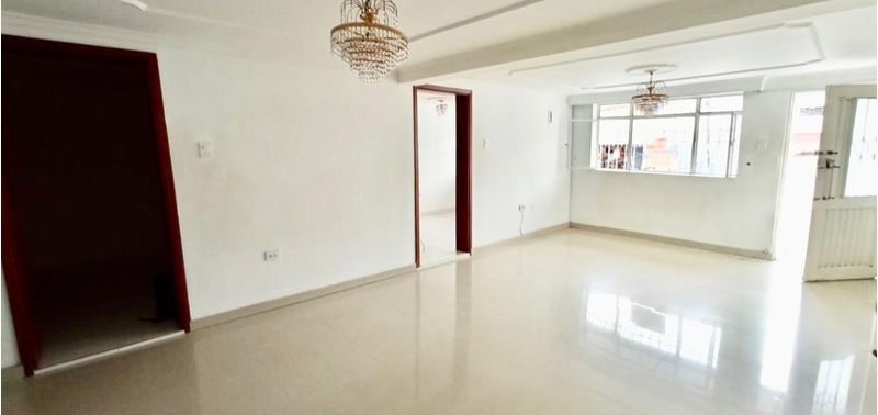 Casa en Venta en Manizales, Chipre-0