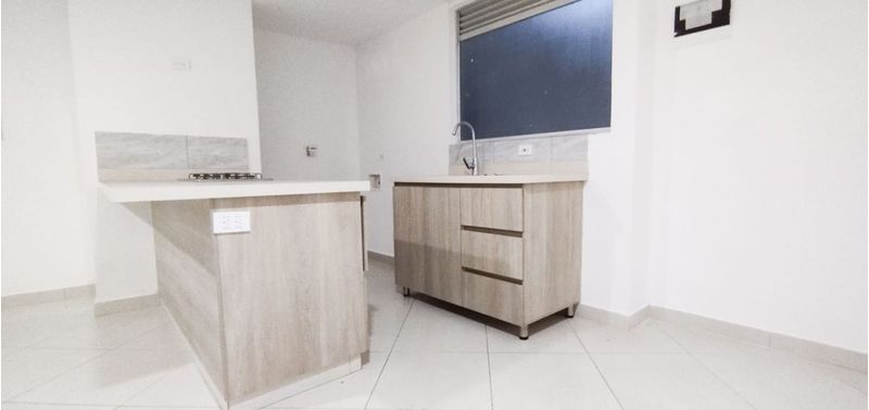 Apartamento en Venta en Sabaneta, Maria Auxiliadora-1