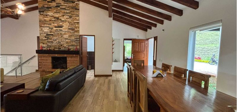 Casa en Venta en El Carmen De Viboral, El Carmen de Viboral-5
