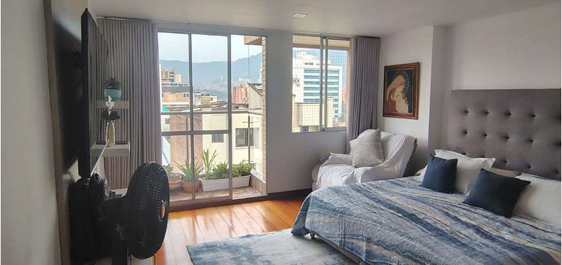 Apartamento en Venta en Medellín, Laureles-4