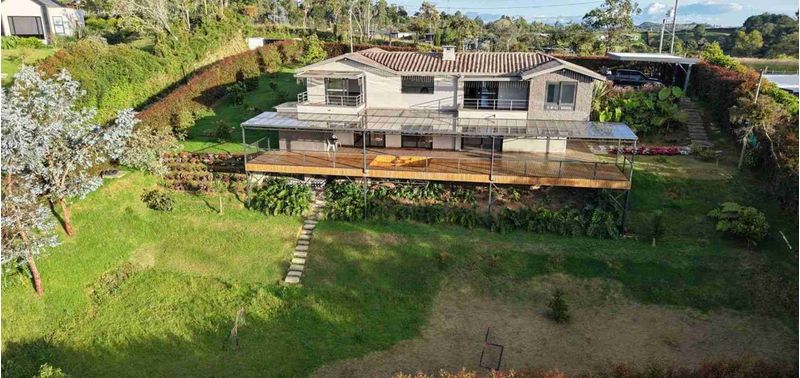 Casa en Venta en Envigado, Las Palmas