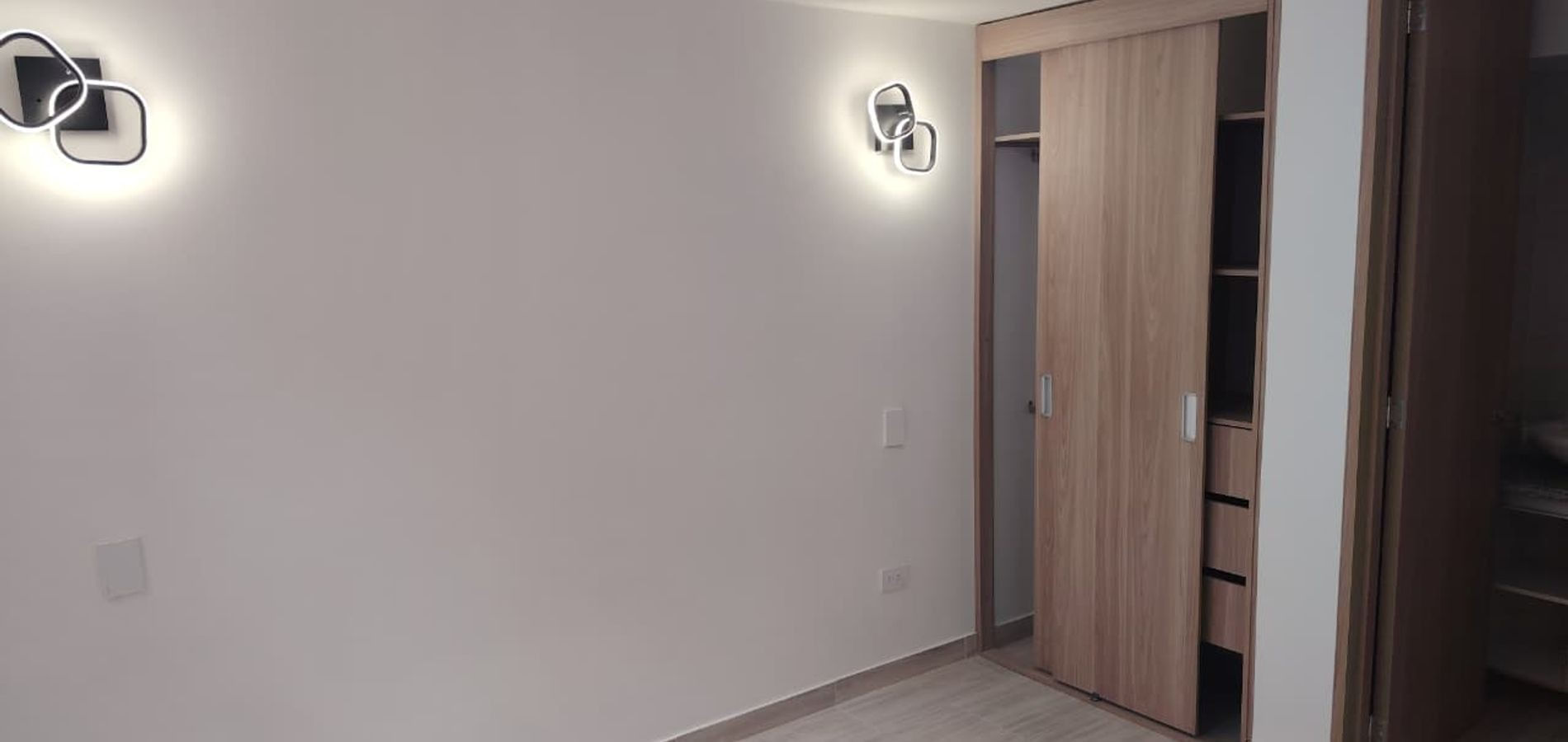 Apartamento en Venta en Bogotá, D.C., El Verbenal-1