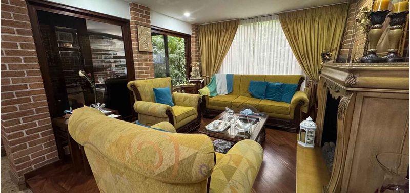 Casa en Venta en Envigado, La Abadía-0