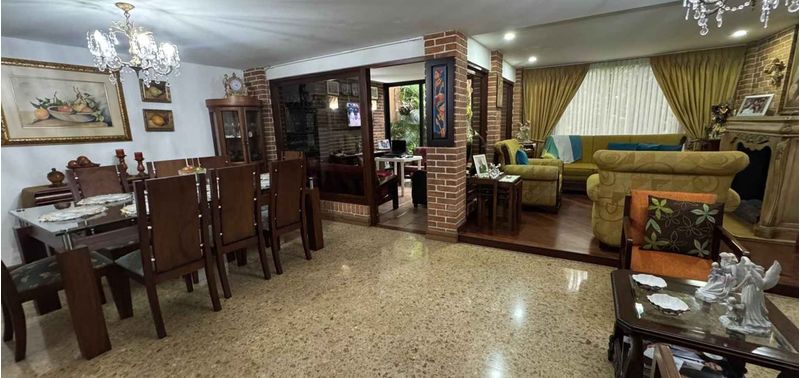 Casa en Venta en Envigado, La Abadía-2