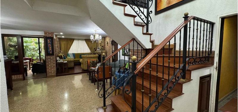 Casa en Venta en Envigado, La Abadía-9
