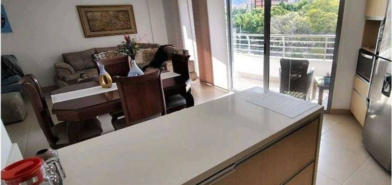 Apartamento en Venta en Medellín, Laureles-4