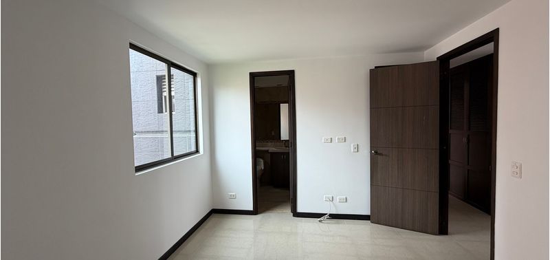 Apartamento en Venta en Medellín, Laureles-8