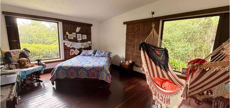 Casa en Venta en Medellín, Corregimiento Santa Elena-1