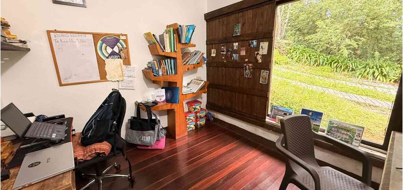 Casa en Venta en Medellín, Corregimiento Santa Elena-9