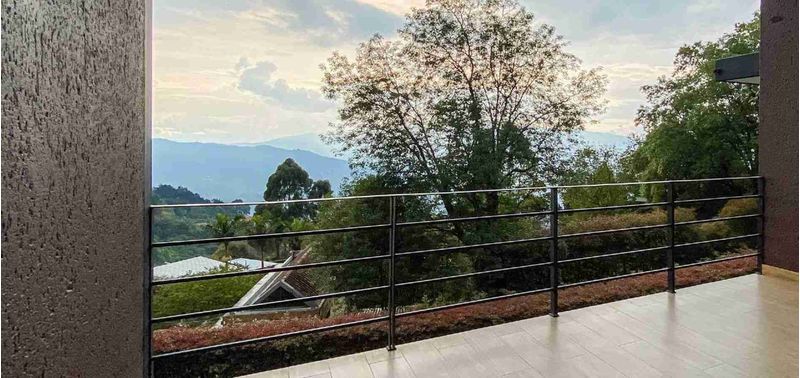 Casa en Venta en Envigado, Alto De Palmas-23