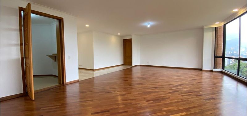 Apartamento en Venta en Medellín, El Poblado-6