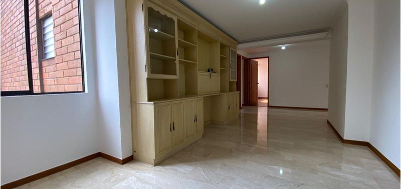 Apartamento en Venta en Medellín, El Poblado-10