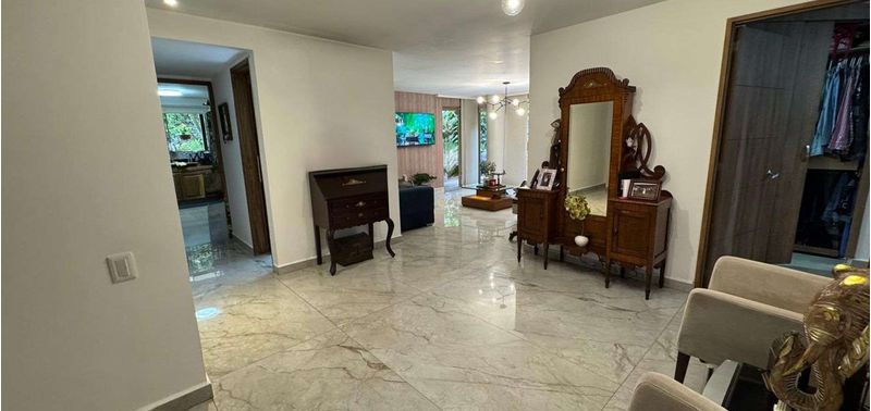 Apartamento en Venta en Medellín, El Poblado-12