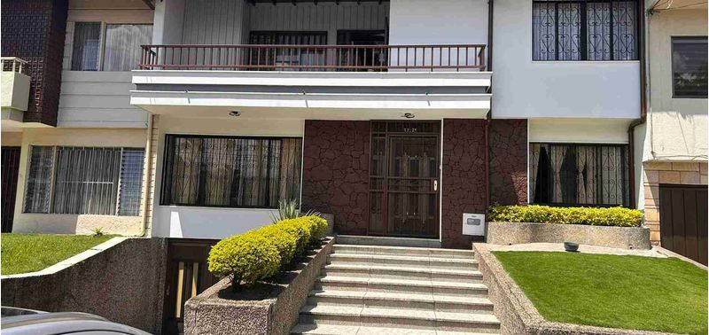 Casa en Venta en Medellín, Simón Bolívar