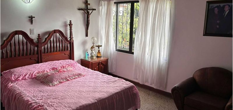 Casa en Venta en Medellín, Simón Bolívar-16