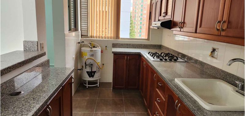 Apartamento en Venta en Medellín, Belén Loma de los Bernal-2