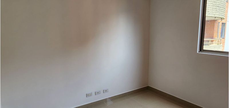 Apartamento en Venta en Medellín, Belén Loma de los Bernal-12
