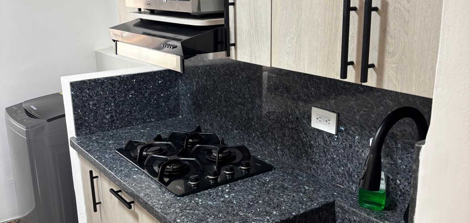 Apartamento en Venta en Medellín, Las Palmas-1