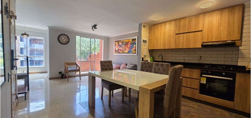 Apartamento en Venta en Medellín, Conquistadores