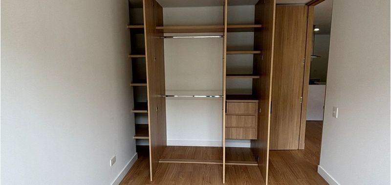 Apartamento en Venta en Bogotá, D.C., Usaquén-1