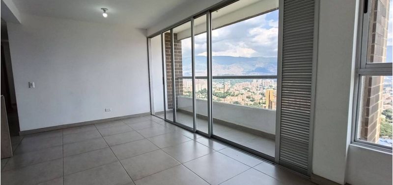 Apartamento en Venta en Medellín, Calasanz-0