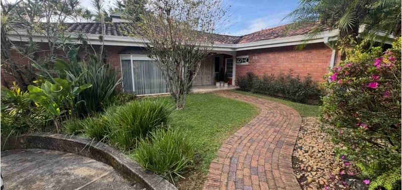 Casa en Venta en Medellín, El Tesoro
