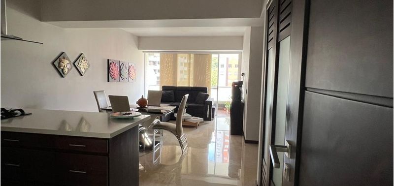 Apartamento en Venta en Sabaneta, Las Lomitas-0