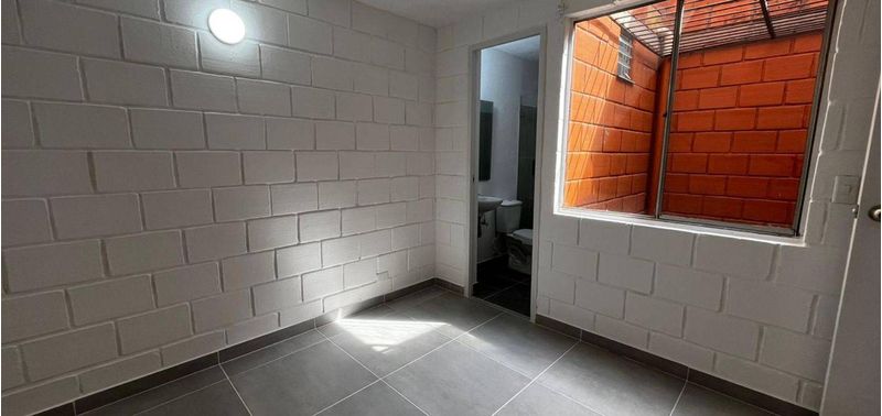 Casa en Venta en Medellín, Robledo-3