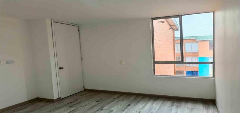 Apartamento en Venta en Madrid, zaragoza-7