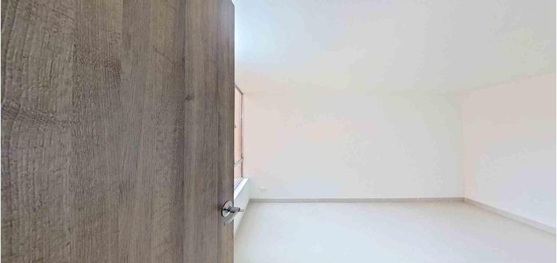 Apartamento en Venta en Madrid, zaragoza-8