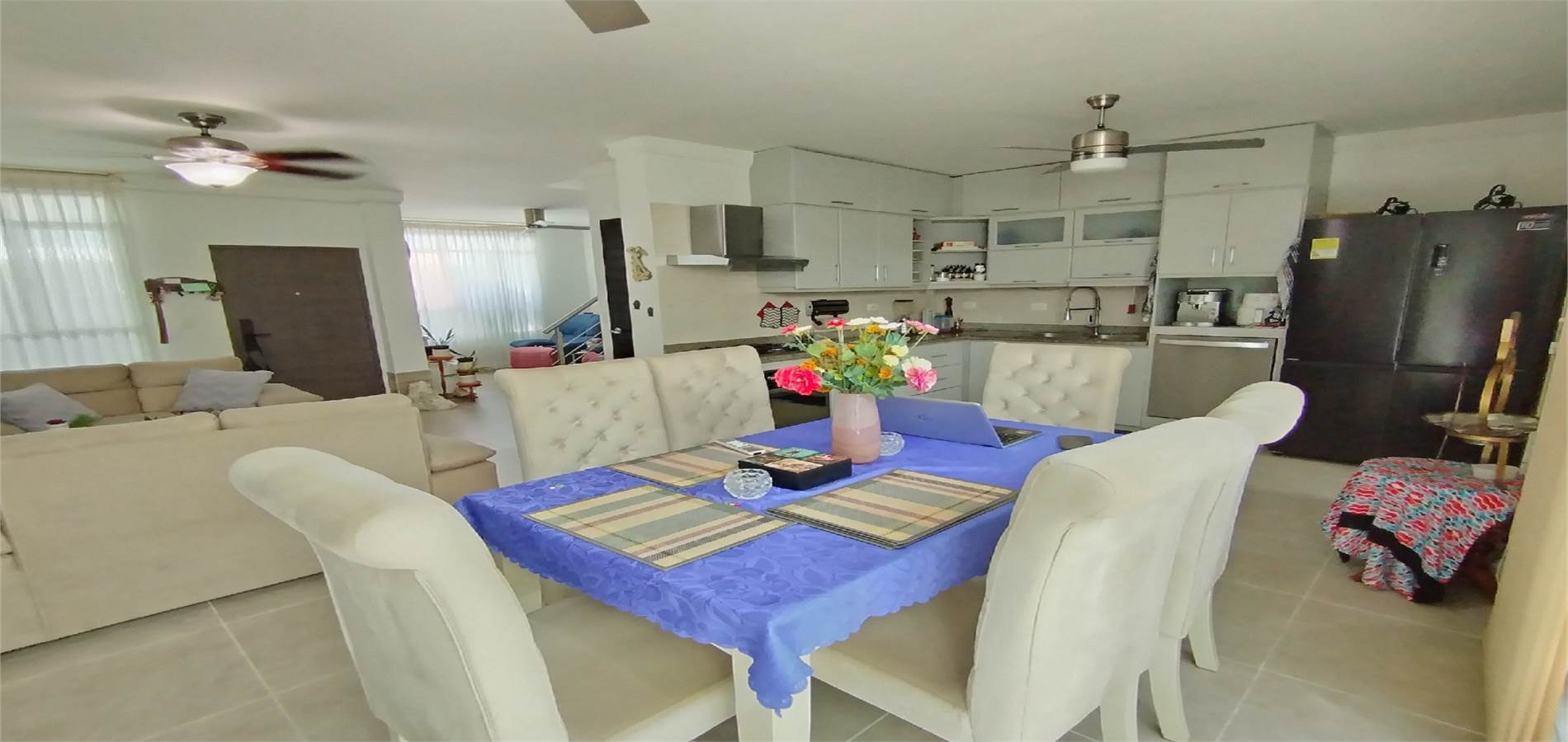 Casa en Venta en Santa Marta, Rodadero Reservado-1