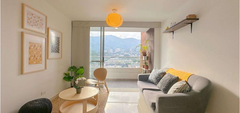 Apartamento en Venta en Sabaneta, Cañaveralejo-0