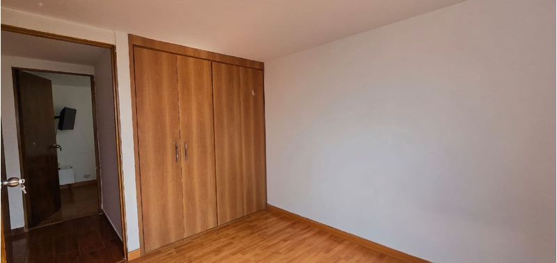 Apartamento en Venta en Medellín, Belén Loma de los Bernal-5