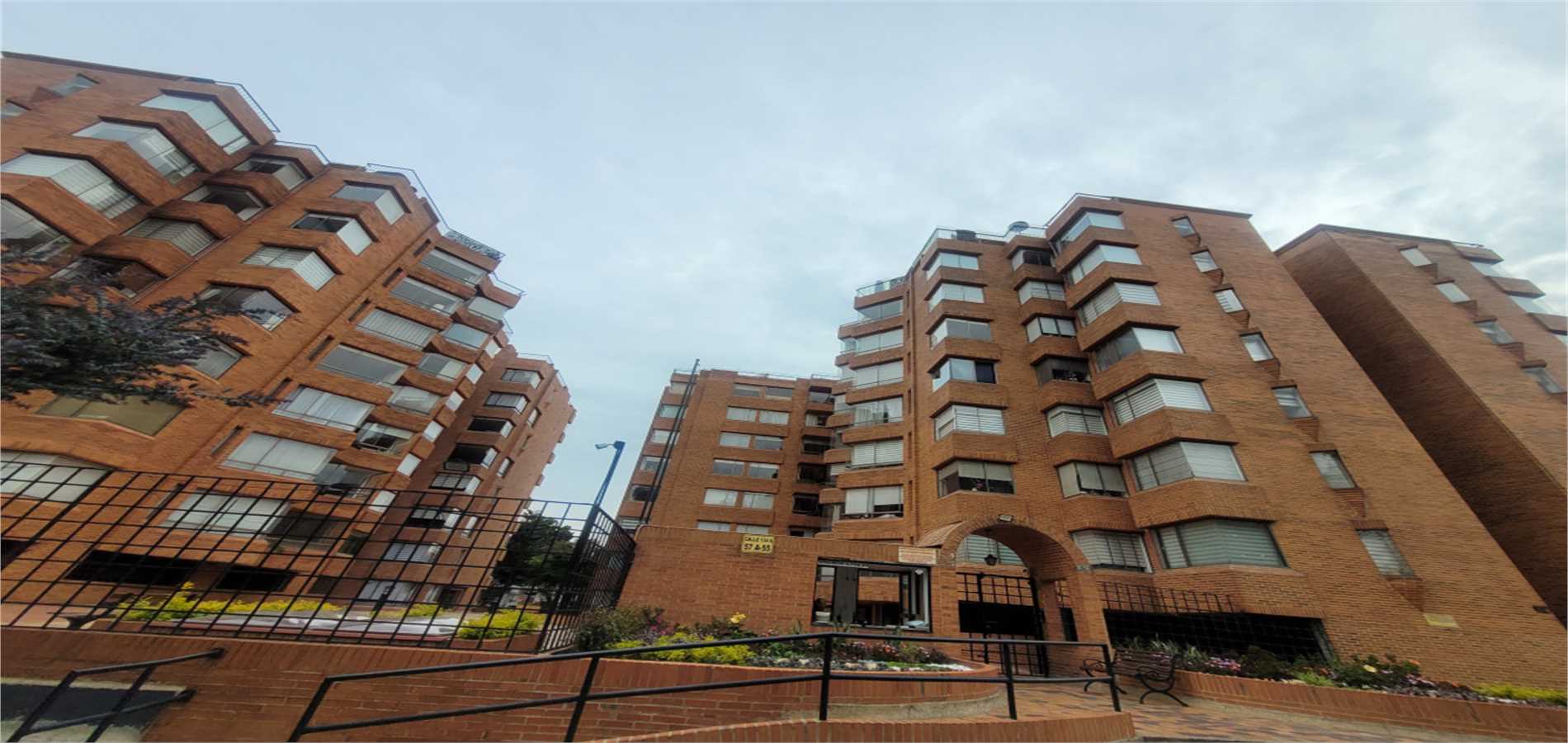 Apartamento en Venta en Bogotá, D.C., La Colina Campestre