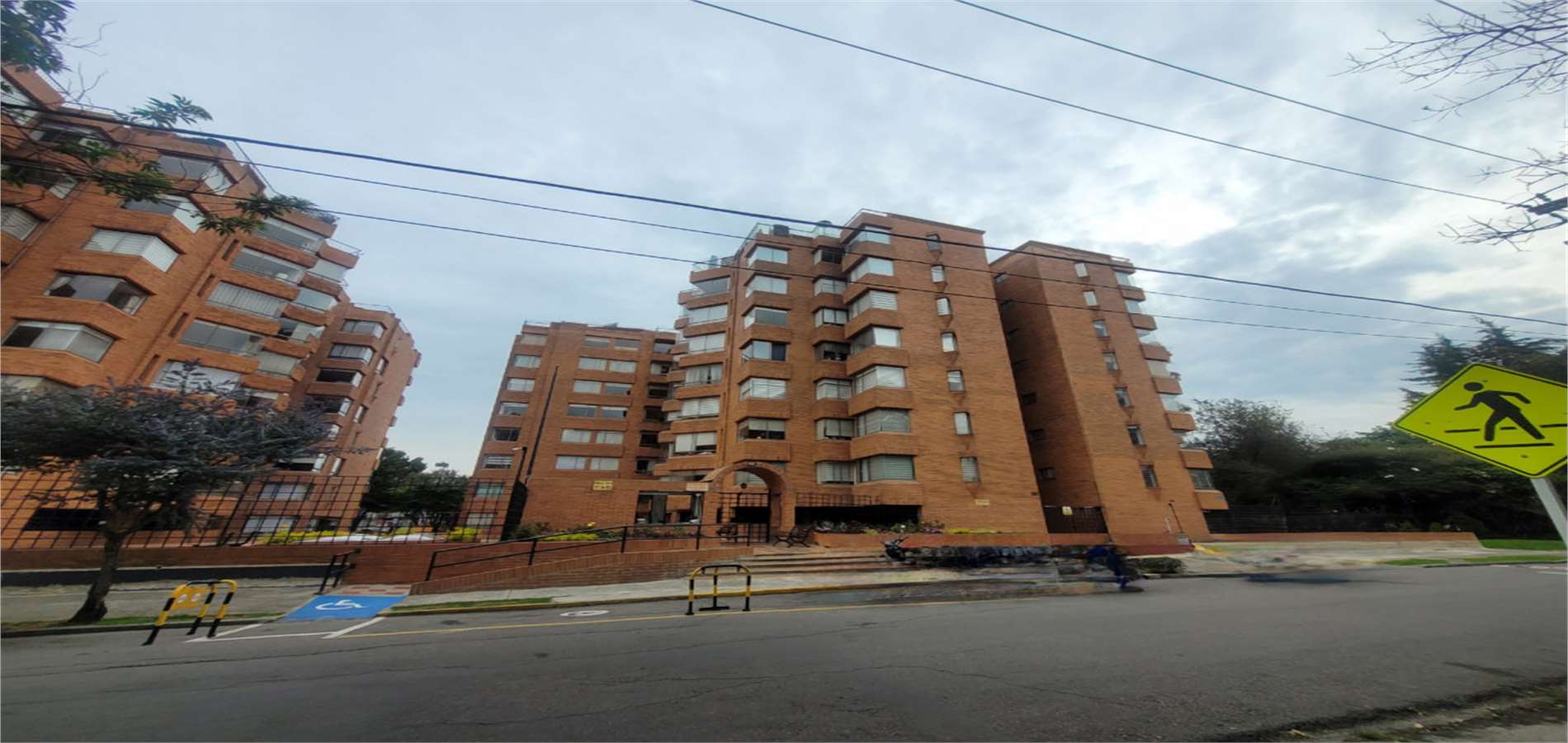 Apartamento en Venta en Bogotá, D.C., La Colina Campestre-2