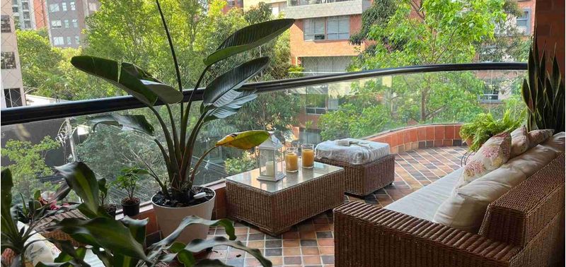 Apartamento en Venta en Medellín, El Poblado-2