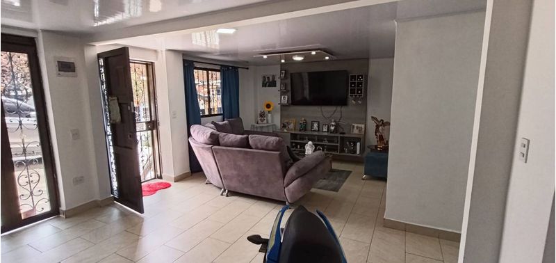 Casa en Venta en Medellín, Aranjuez-2